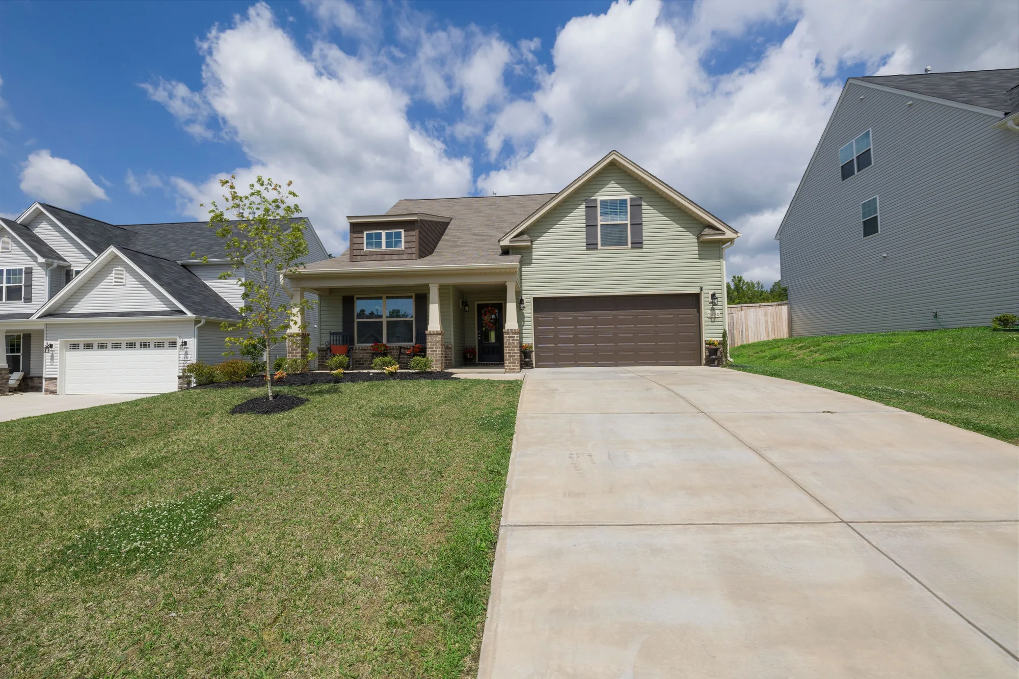 Residential garage door in Sun City West